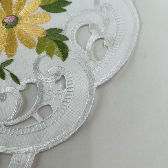 2 Window Embroidered Floral Valances - Picture 3 of 8